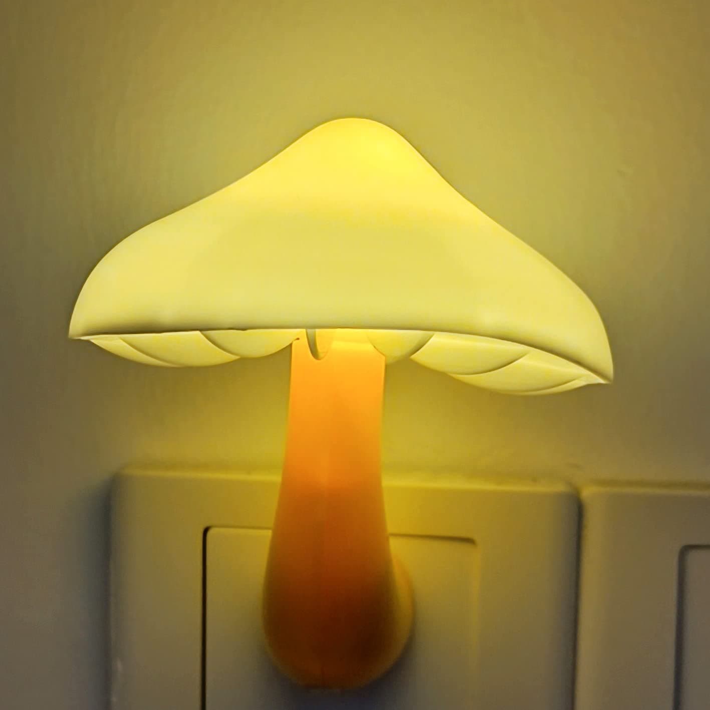 AUSAYE Energy Saving Night Light Cute Mushroom Lamp for Adults and Kids Room Bathroom Kitchen